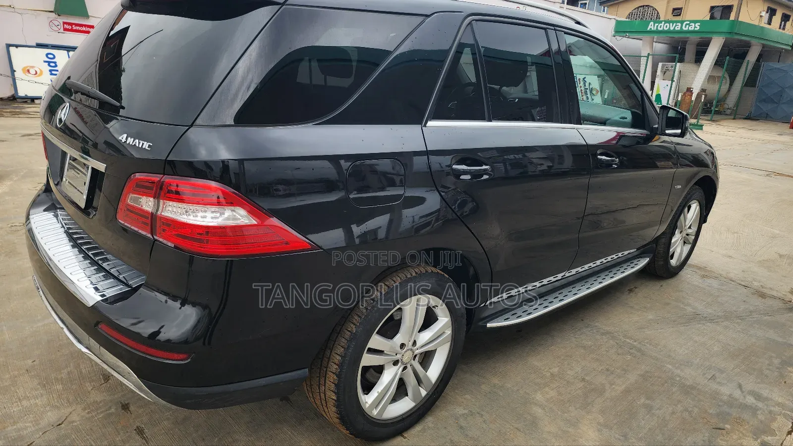 Mercedes-Benz M Class 2012 Black