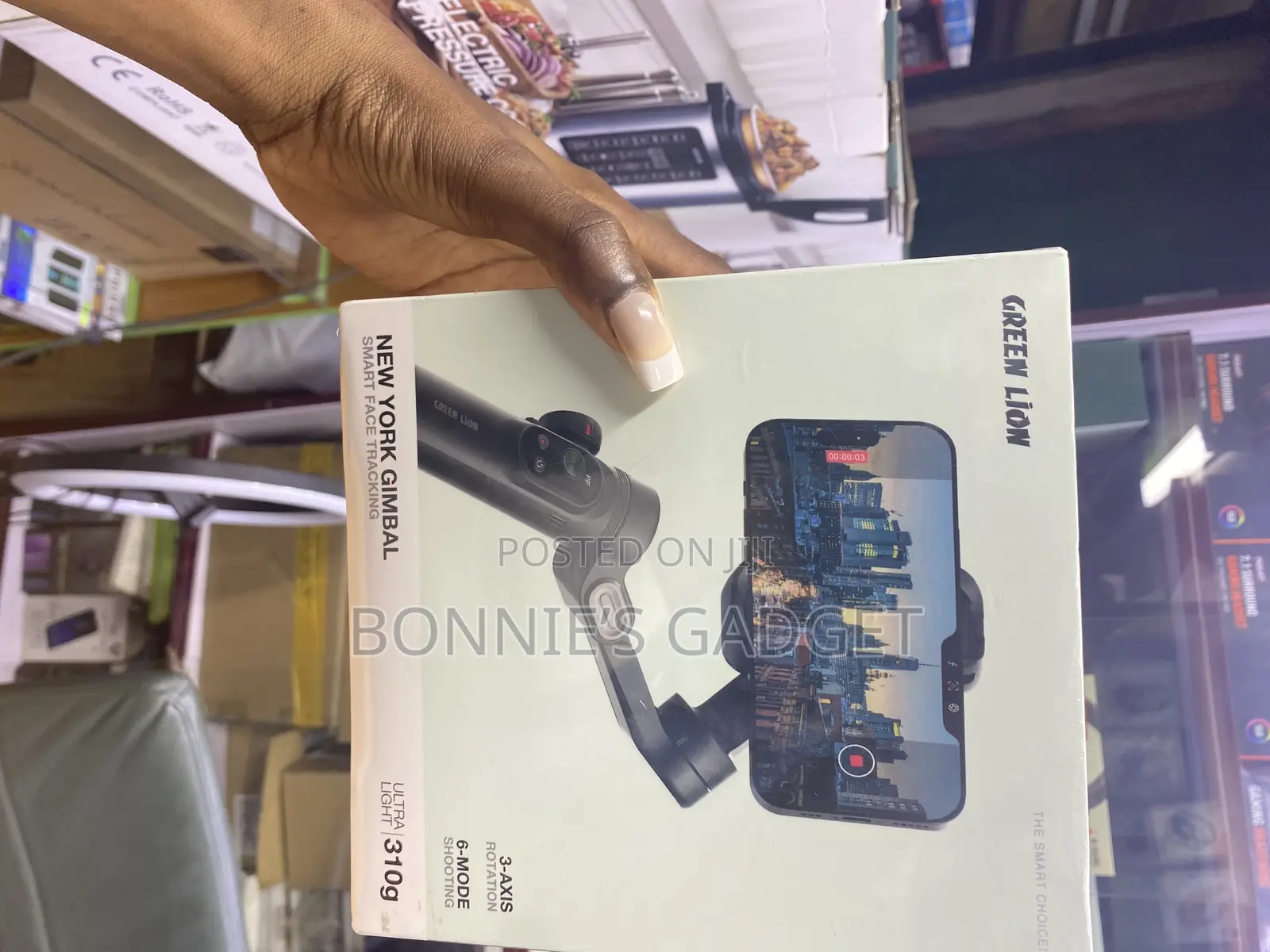 Green Lion New York Gimbal Smart Face Tracking.