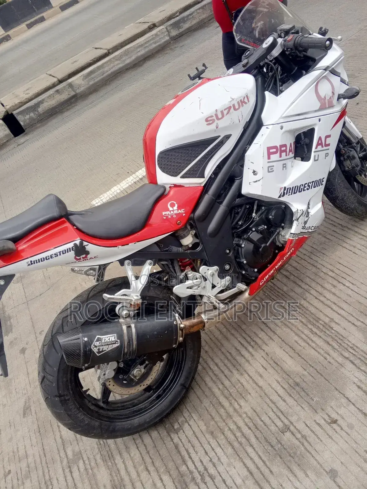Suzuki Hyosung 650 Power Bike