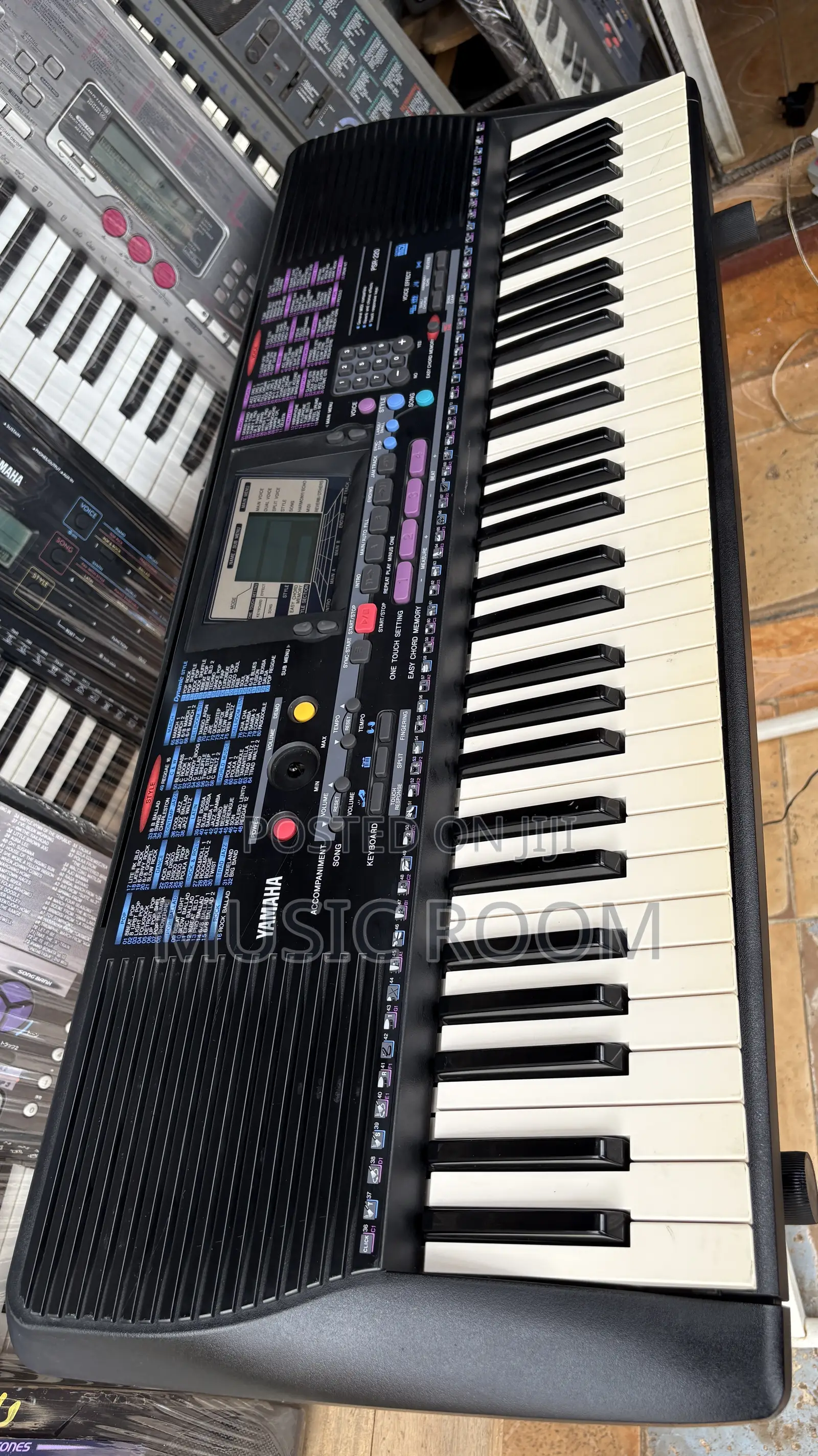 Professional Yamaha PSR 230 Keyboard