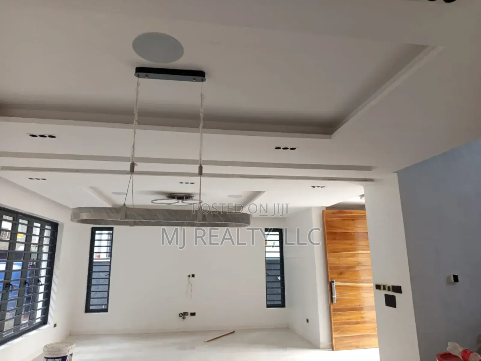 5bdrm Duplex in Adeniyi Jones for sale