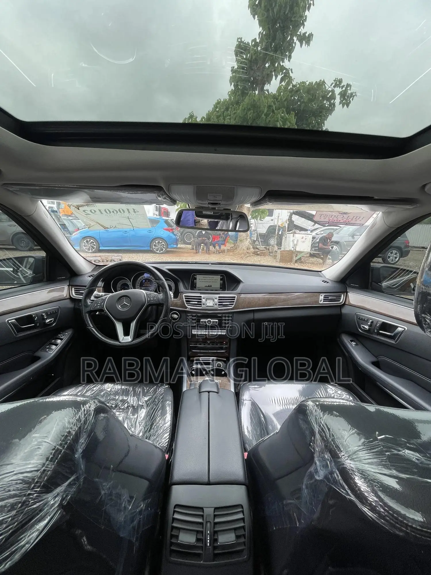 Mercedes-Benz E350 Base 4Matic Sedan AWD (3.5L 6cyl 7A) 2014 Black