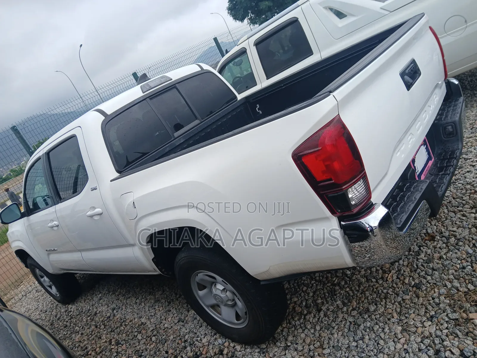 Toyota Tacoma 2022 White