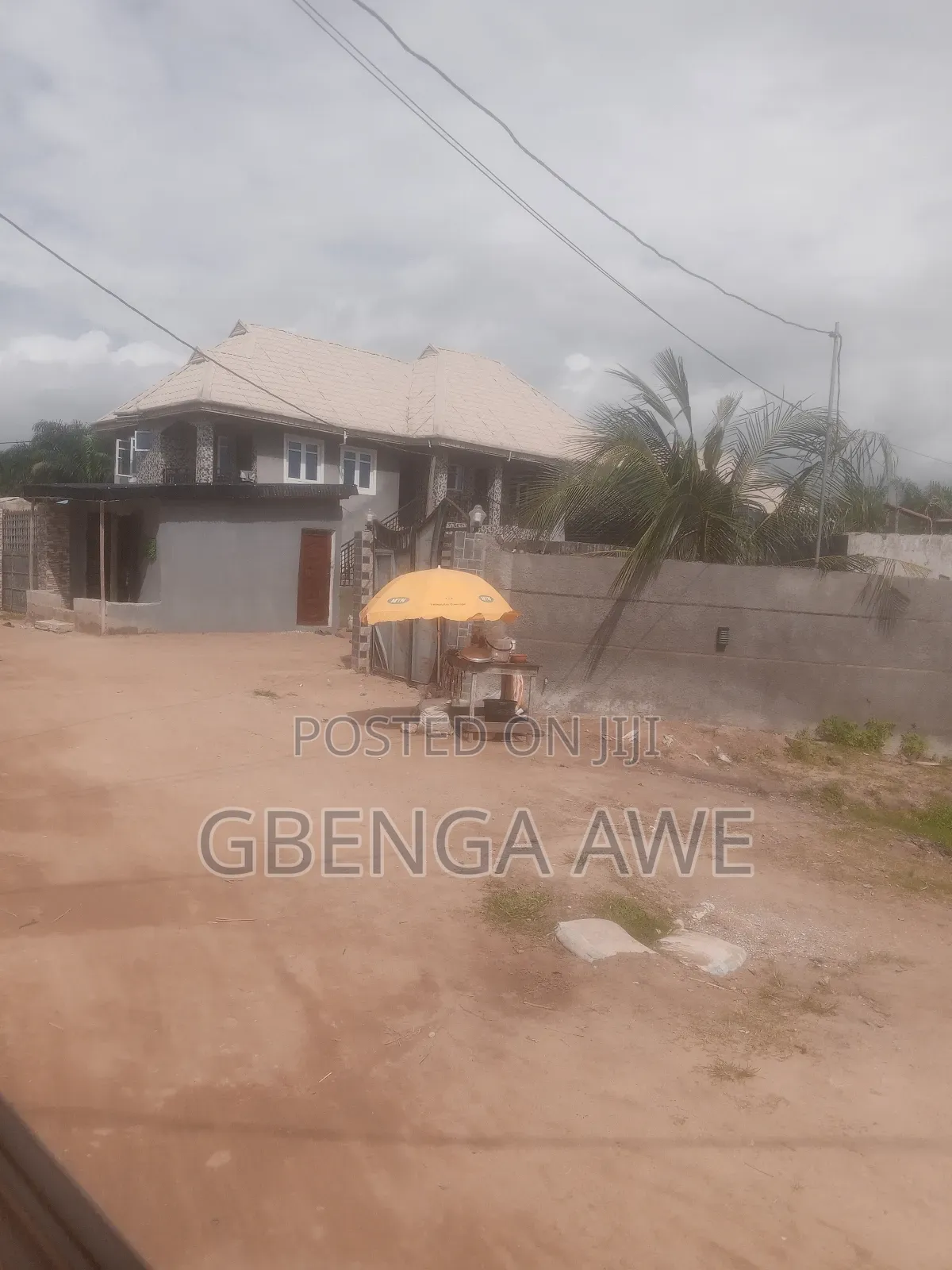6bdrm Block of Flats in Awesome Ventures, Obafemi-Owode for sale