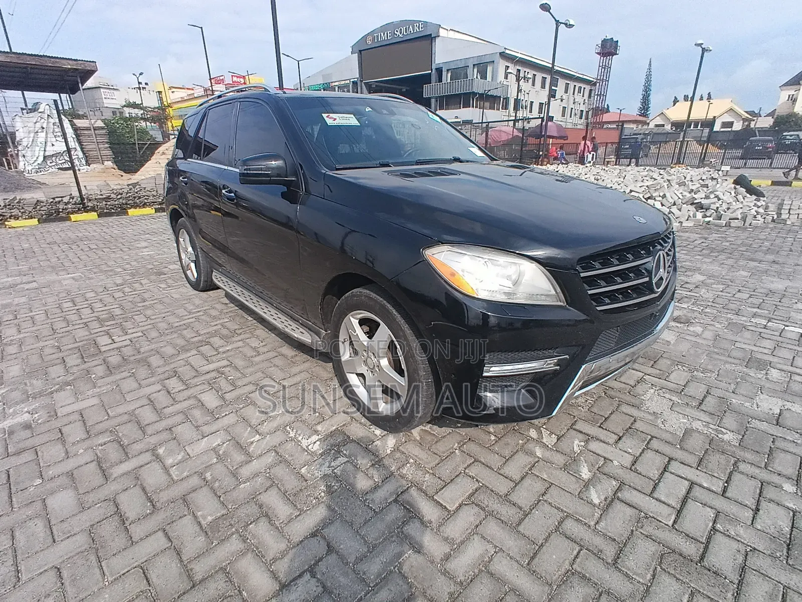 Mercedes-Benz M Class ML350 4MATIC 4dr SUV AWD (3.5L 6cyl 7A) 2014