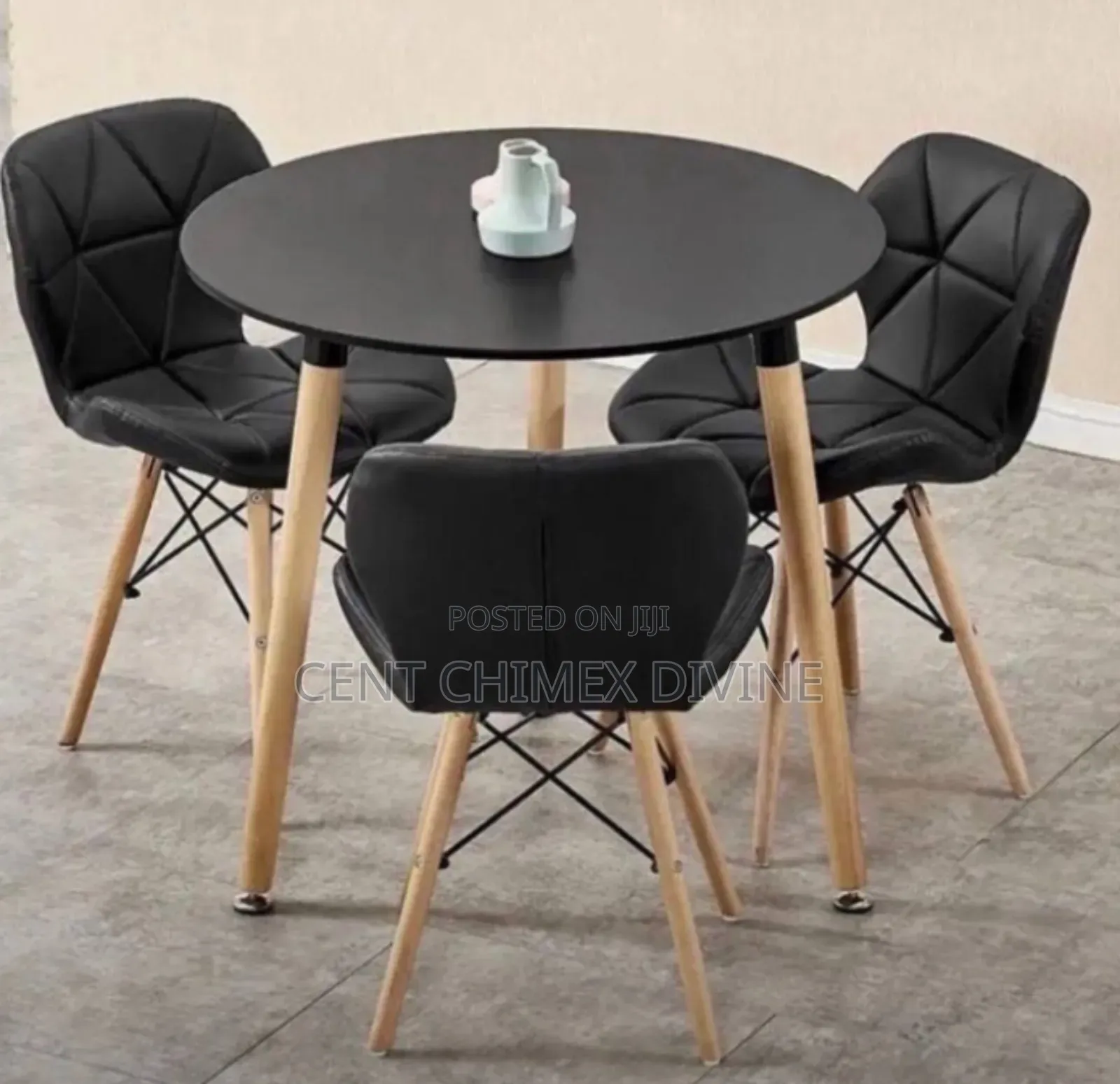 Unique Wooden Leg Dinning Table and Chairs