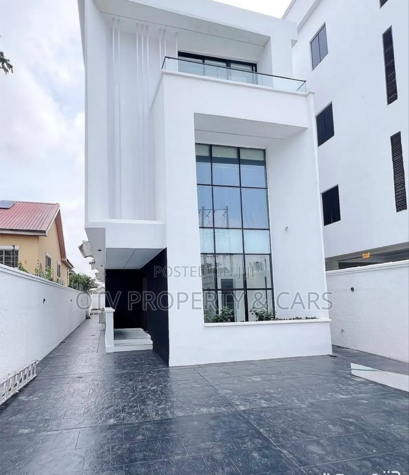Furnished 4bdrm Duplex in Lekki Phase 1 for sale