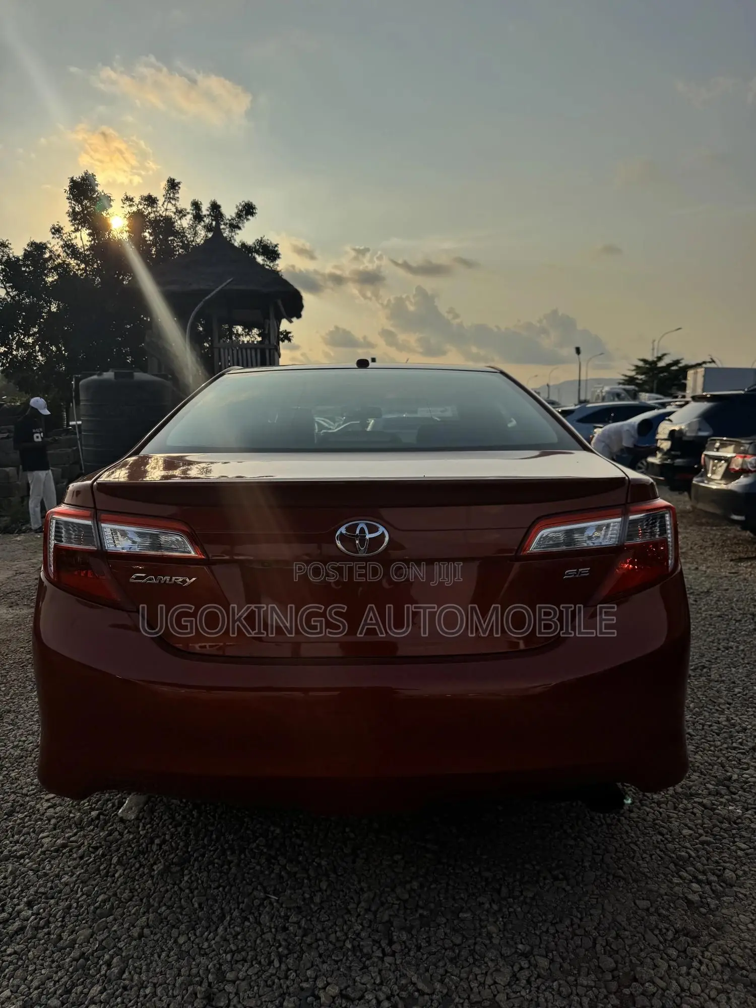 Toyota Camry SE 4dr Sedan (2.5L 4cyl 6A) 2013 Red
