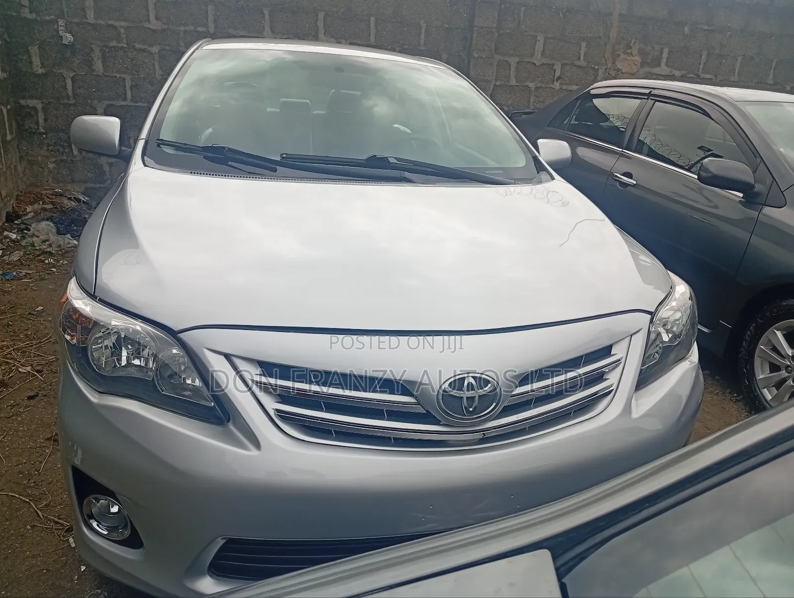 Toyota Corolla LE Special Edition 4dr Sedan (1.8L 4cyl 4A) 2013 Silver
