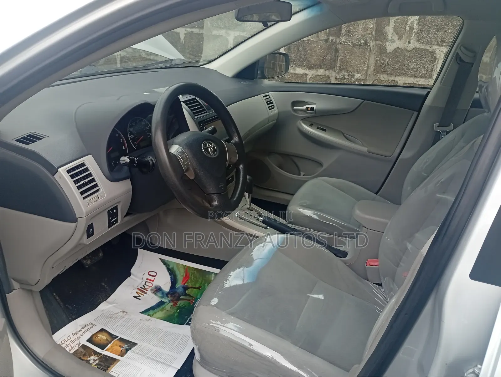 Toyota Corolla LE Special Edition 4dr Sedan (1.8L 4cyl 4A) 2013 Silver