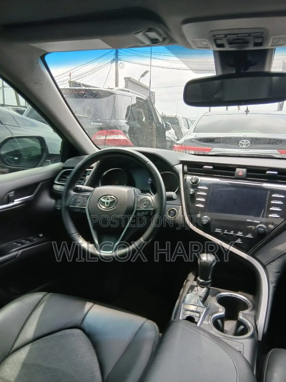 Toyota Camry XSE V6 (3.5L V6 8A) 2019 Silver