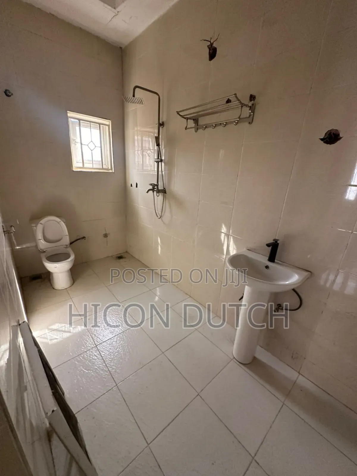 5bdrm Duplex in Efab Estate, Gwarinpa for rent