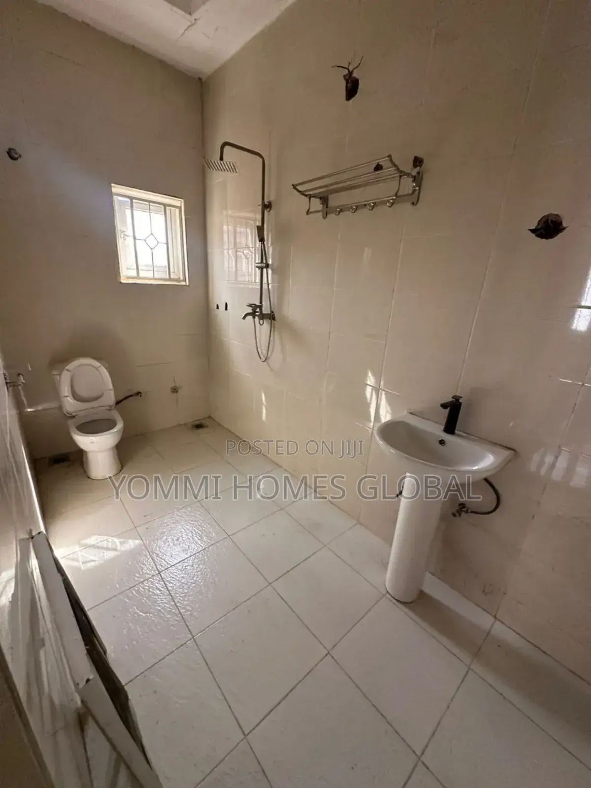 5bdrm Duplex in Efab Estate, Gwarinpa for rent
