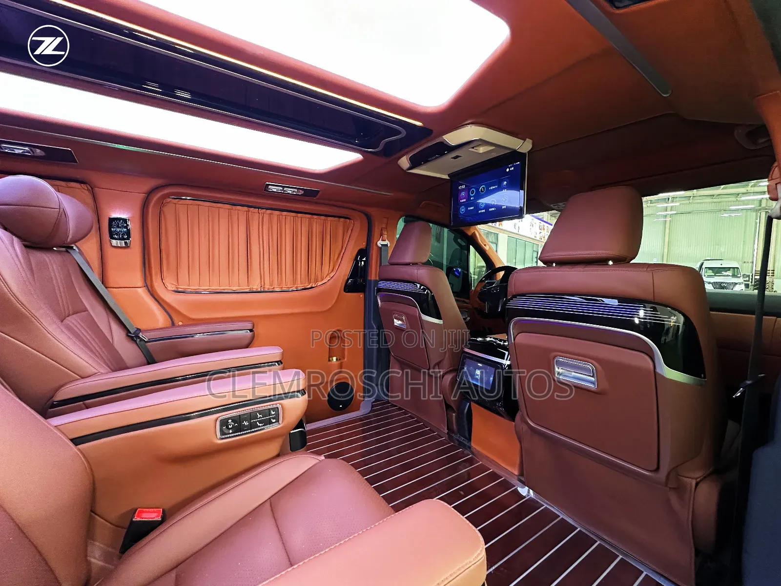 High Quality Certified Brand New Vip Interior Kits Upgrade Hiace Bus