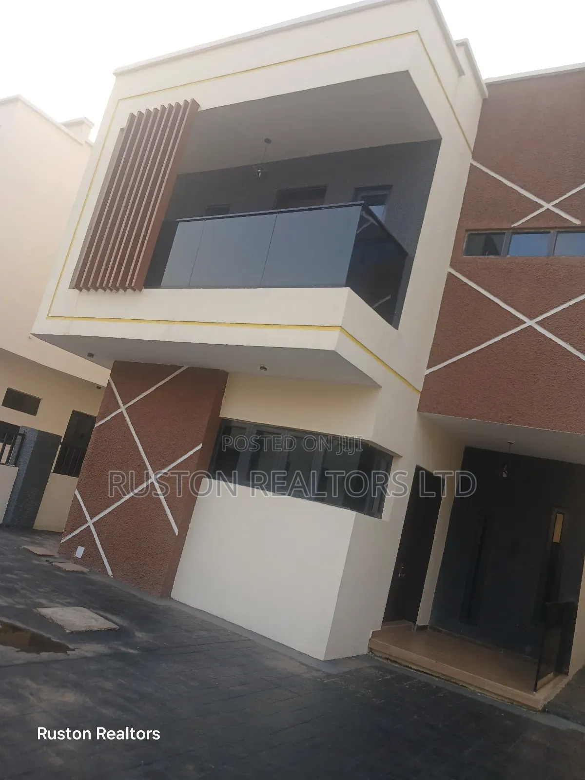 5bdrm Duplex in Ibadan for sale