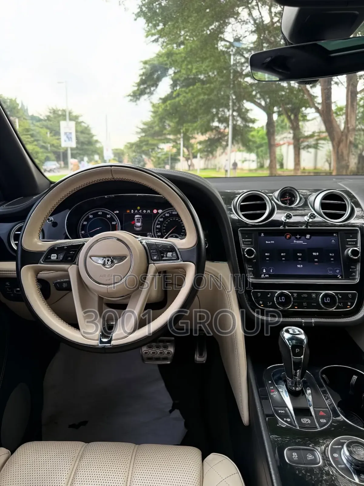 Bentley Bentayga W12 AWD 2017 White