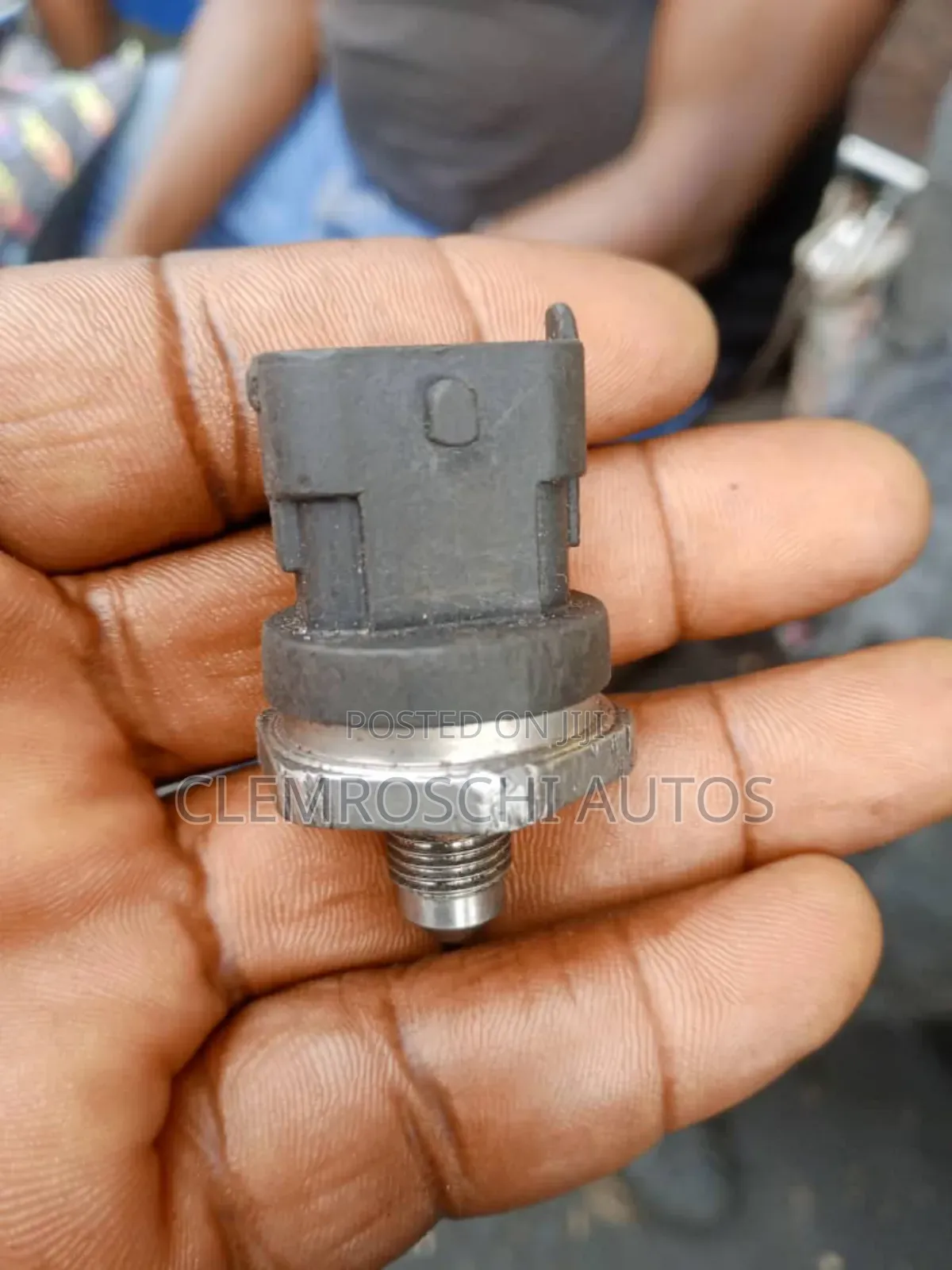 High Quality Certified Fuel Rail Sensor Rolls-Royce BMW V12 Engine
