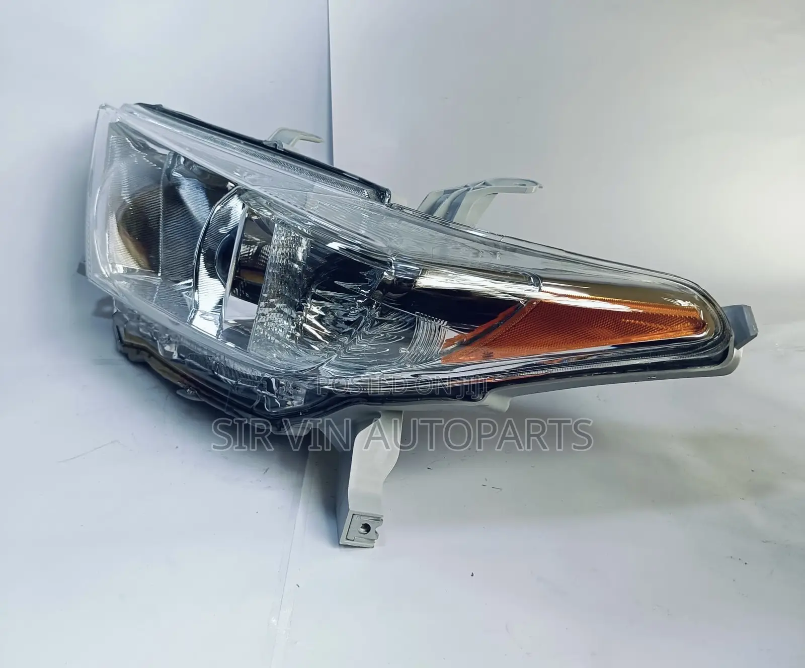 Toyota Highlander 2012 Headlight/Headlamp (Complete Set)