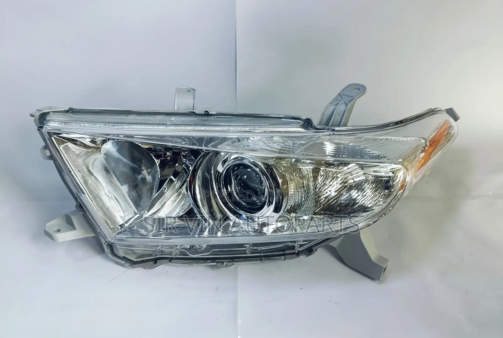 Toyota Highlander 2012 Headlight/Headlamp (Complete Set)