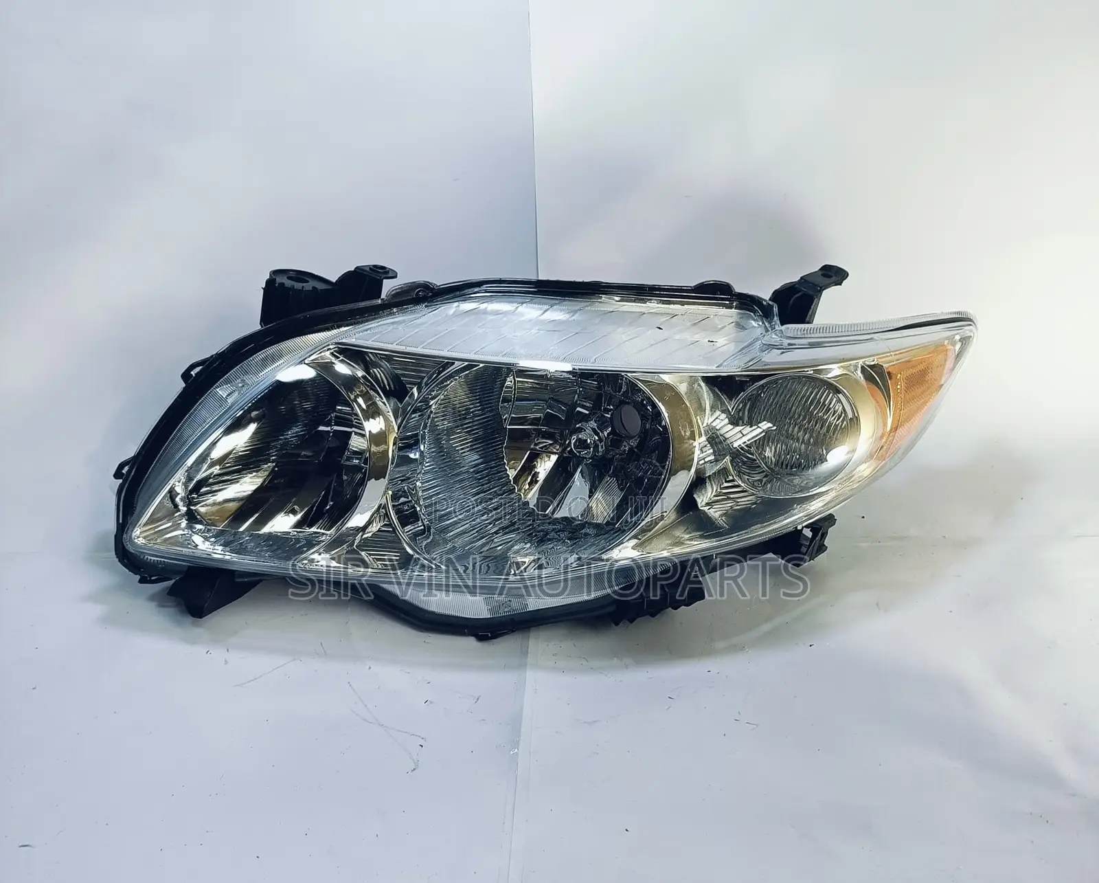 Toyota Corolla 2008/2009 Headlight/Headlamp (Complete Set)