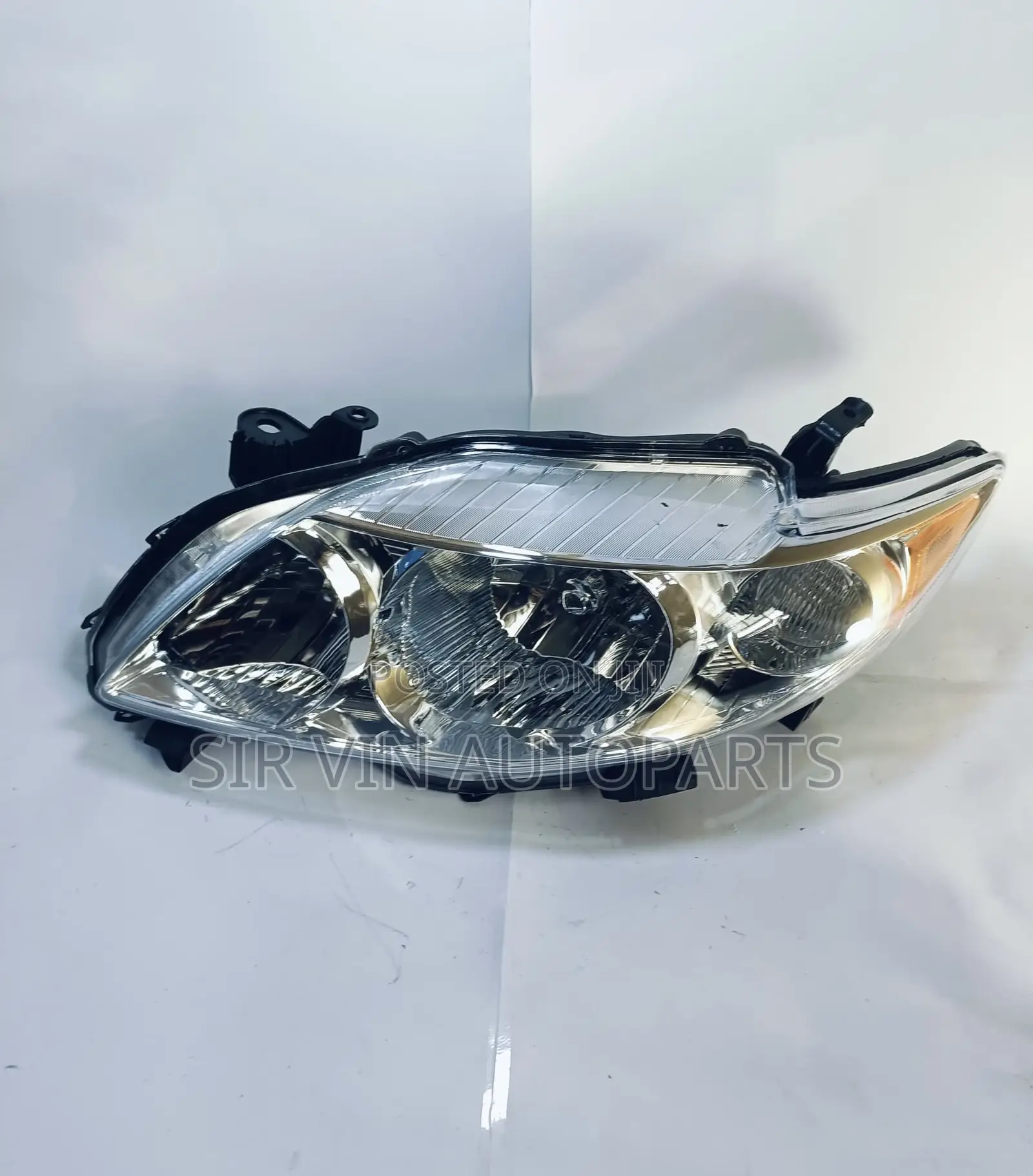 Toyota Corolla 2008/2009 Headlight/Headlamp (Complete Set)