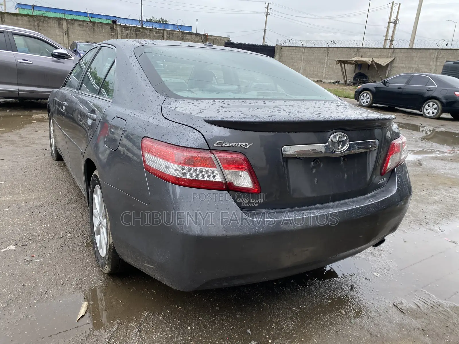 Toyota Camry XLE 4dr Sedan (2.5L 4cyl 6AM) 2010 Gray