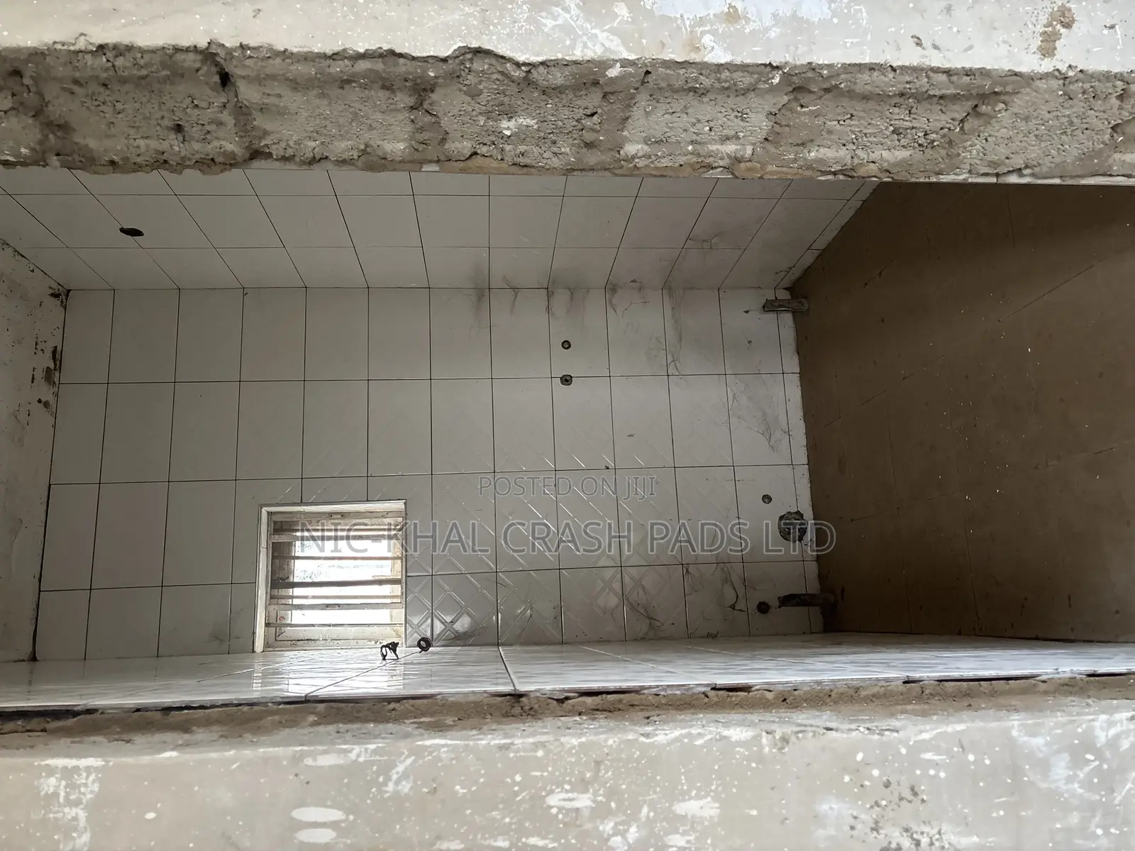 5bdrm Duplex in Police Service, Idu for sale