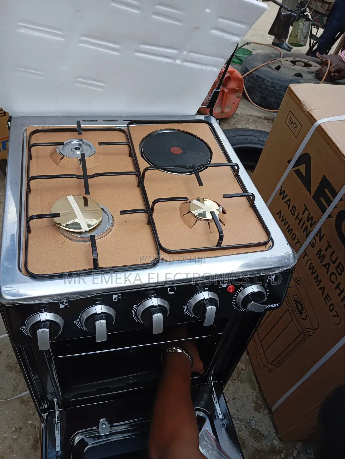 Skyrun Gas Cooker 3+1