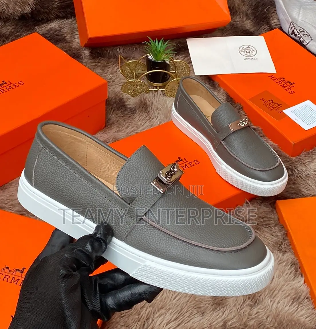Hermes Paris Luxury Quality Men Designer Leather Loafers Shoe