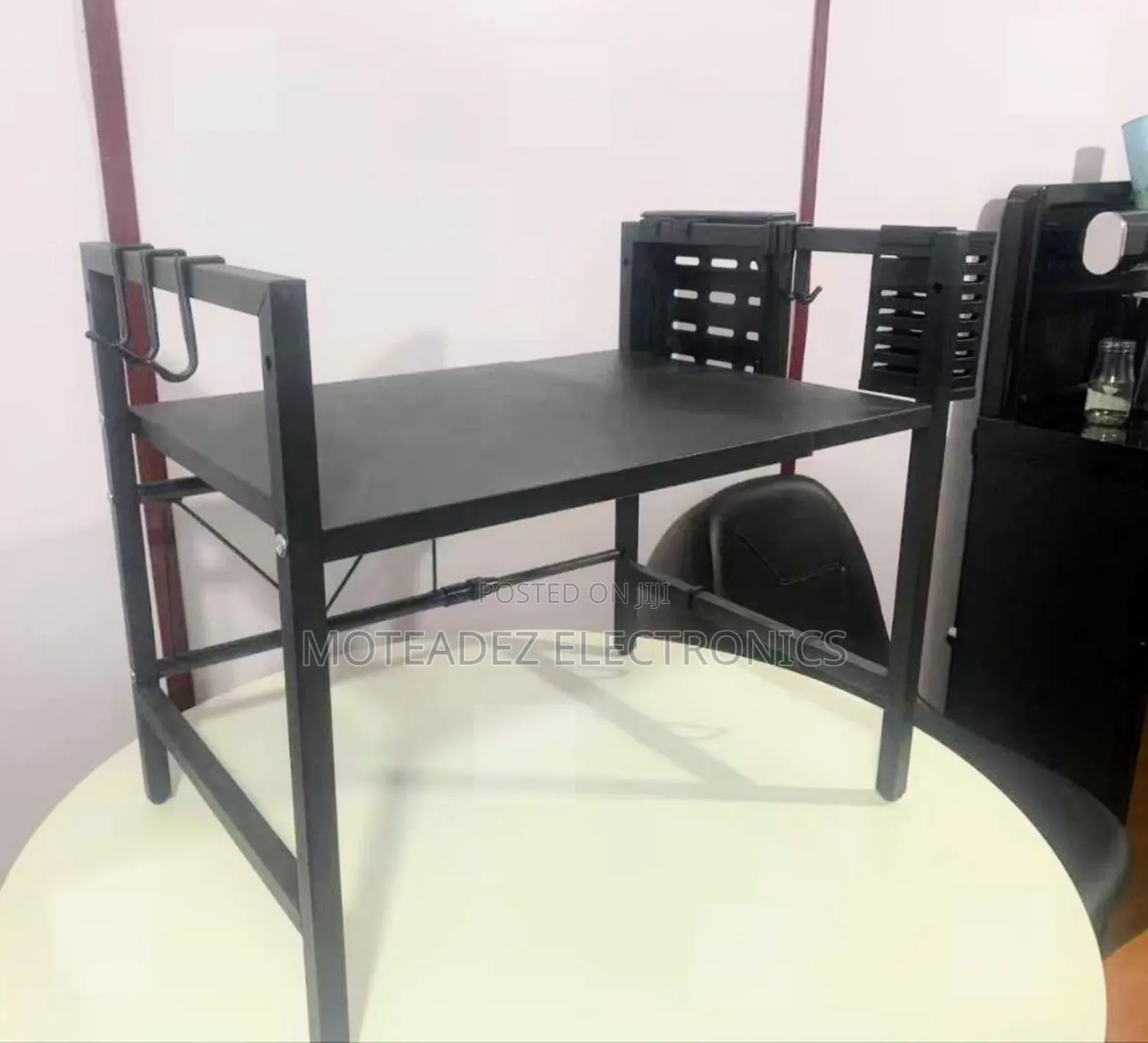 High Quality Steel Expandable Microwave Rack With Cutlery Holder