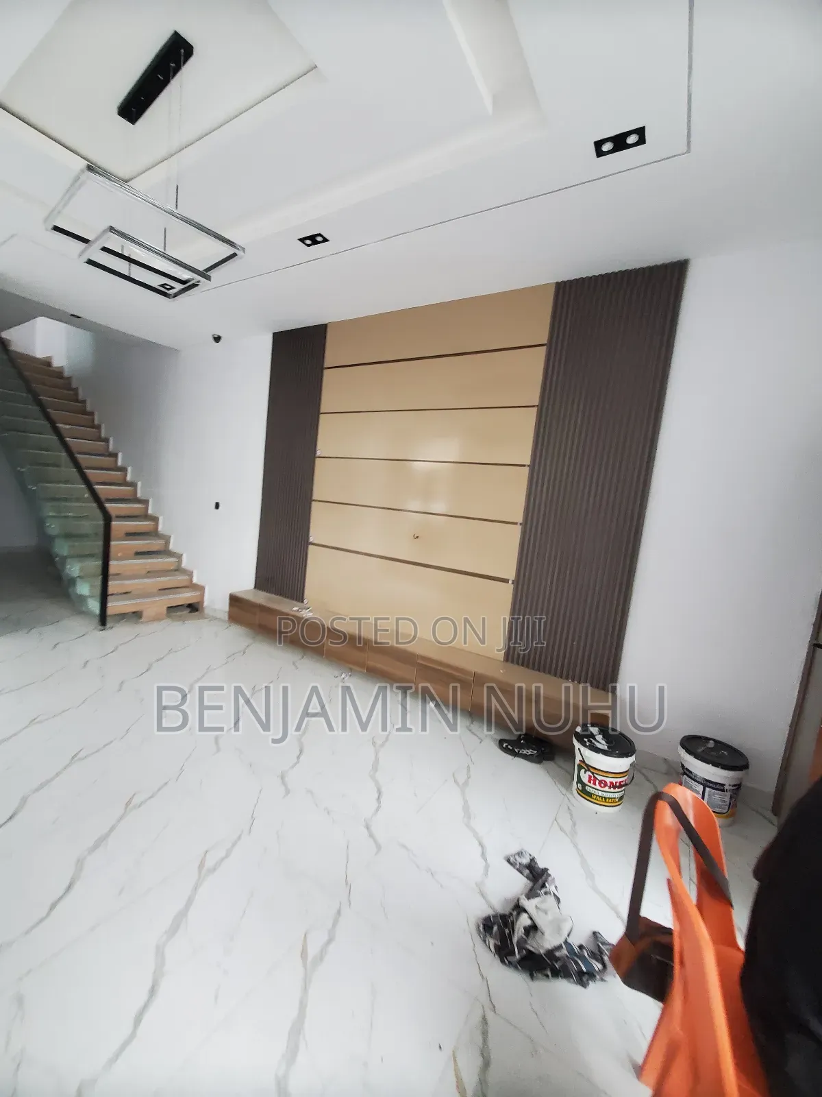 4bdrm Duplex in Ikota Gra for sale