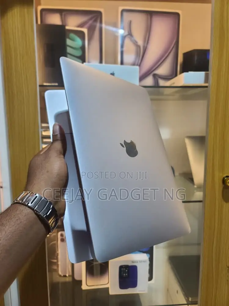 Laptop Apple MacBook Air 8GB Apple M1 SSD 256GB