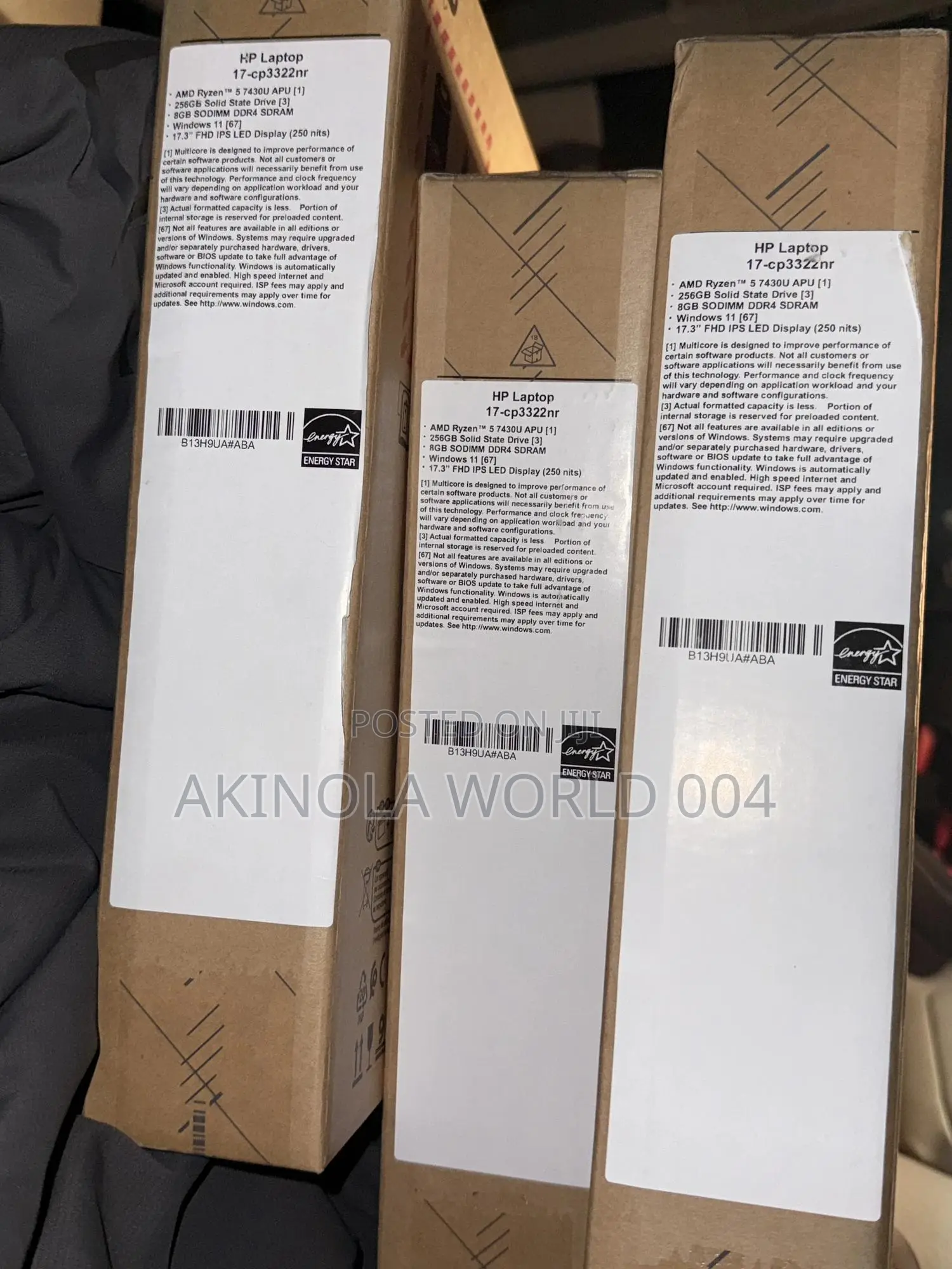 New Laptop HP 17-3000 8GB AMD Ryzen 5 SSD 256GB