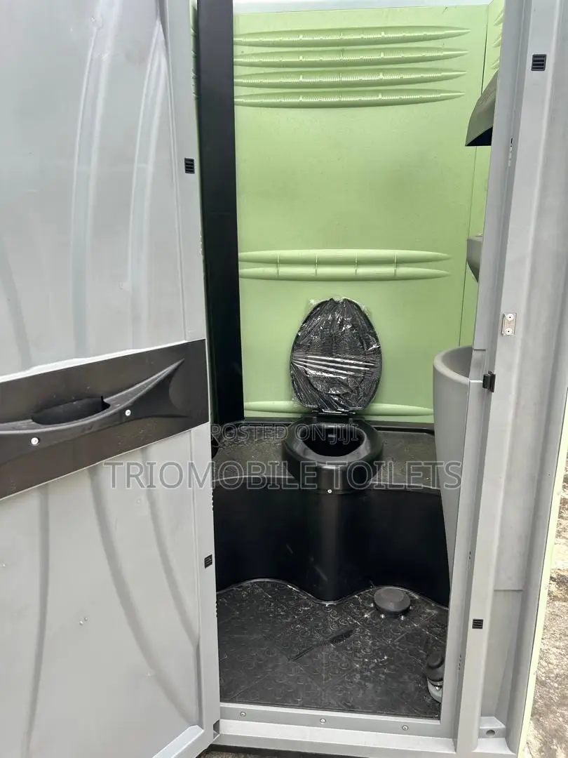 Mobile Restroom Rentals | Lagos Island Outdoor Events