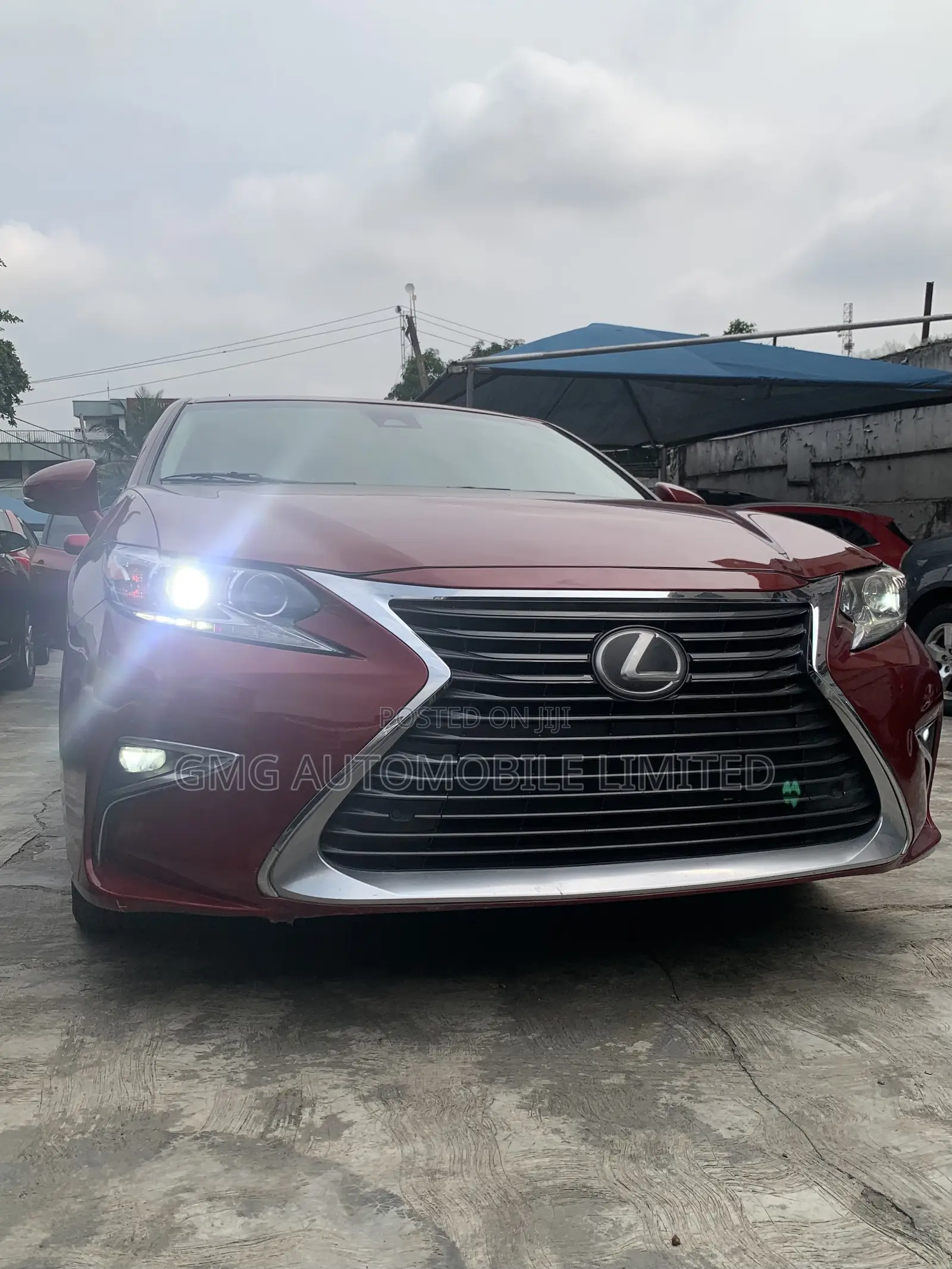 Lexus ES 350 FWD 2017 Red
