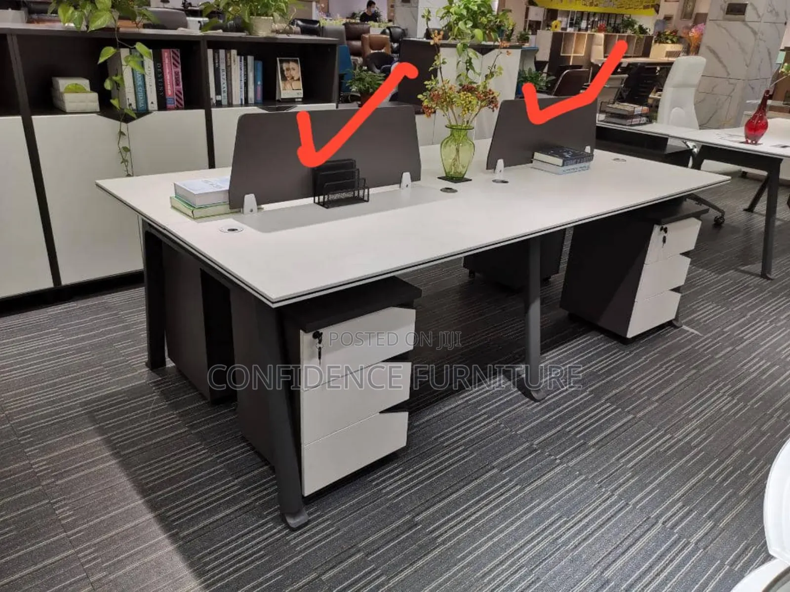 High Quality Executive Workstation By 4 Partition With Mobile Drawer