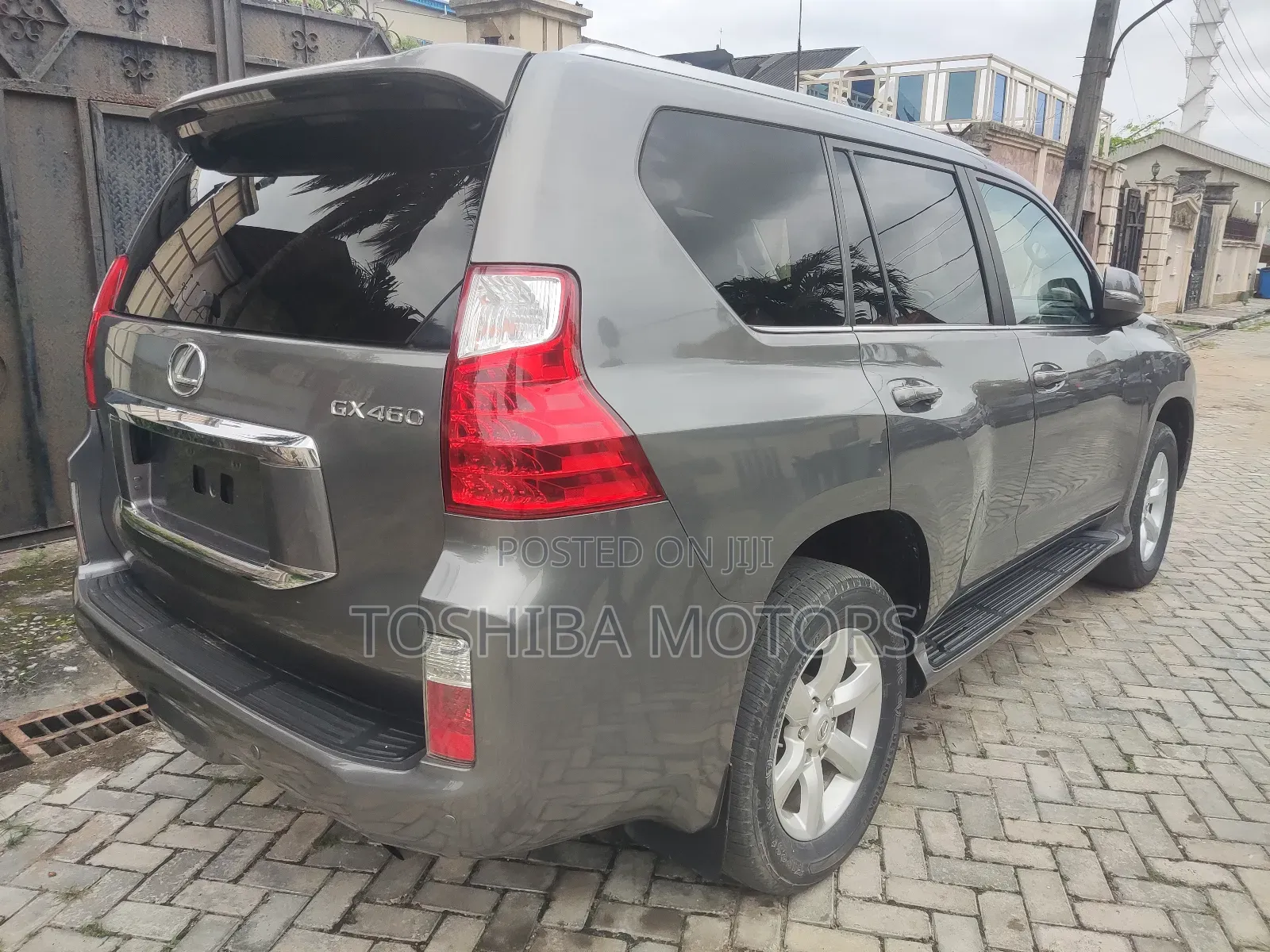 Lexus GX 460 Premium 2013 Gray