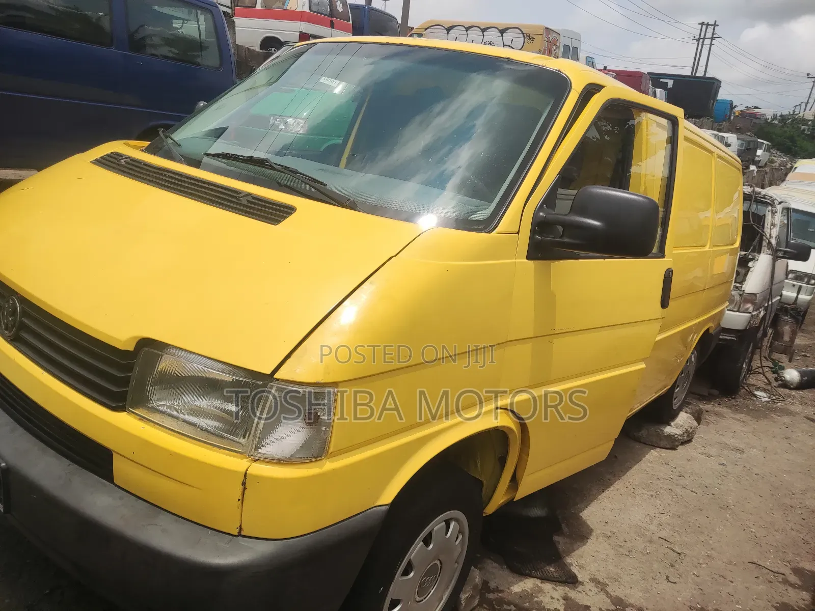 Volkswagen Transporter 2004 Yellow