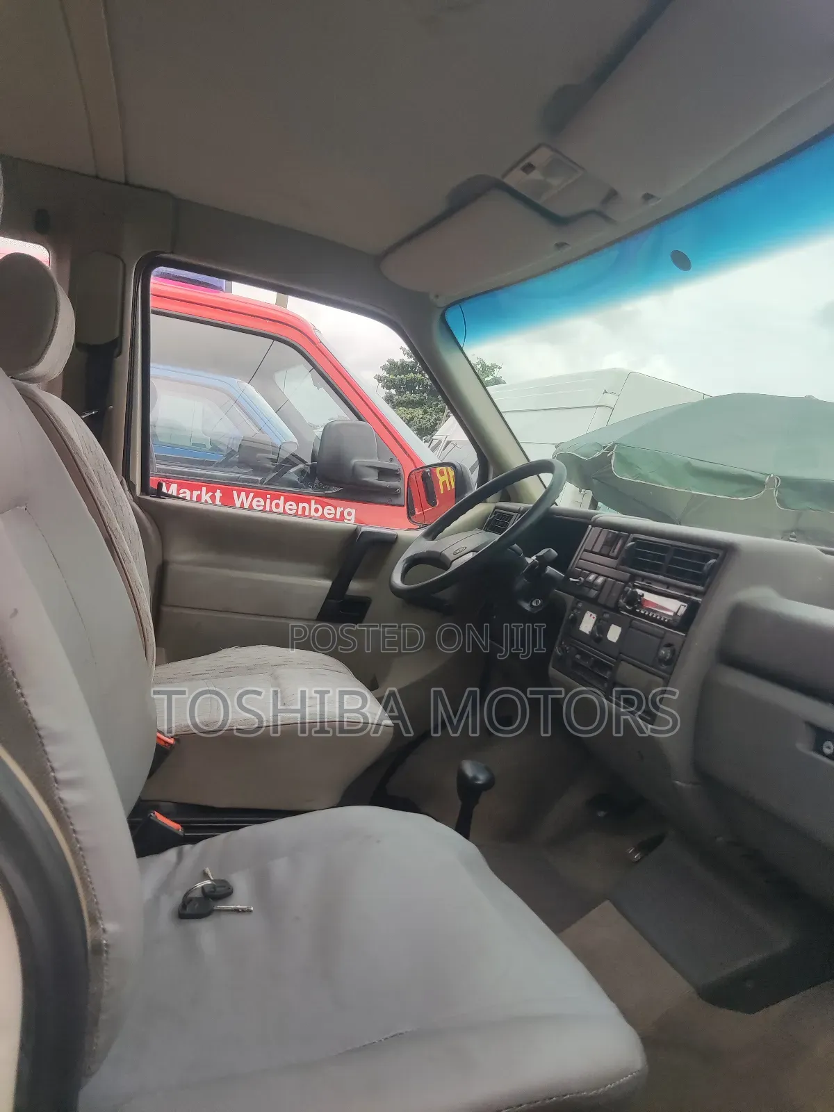 Volkswagen Transporter 2003 White