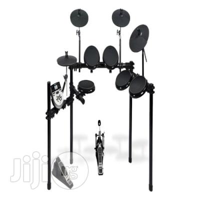 Alesis TRS Deferentially Balanced Ins And Outs Mode Switches