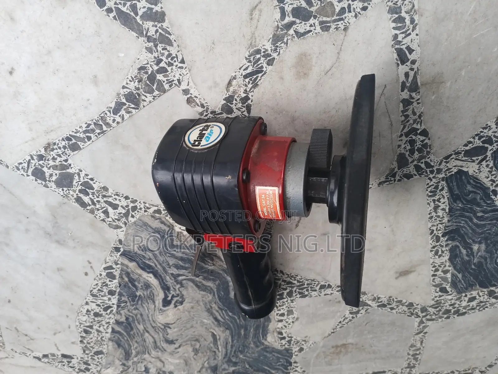 Clarke Air 6" Heavy Duty Dual Action Sander - Cat24