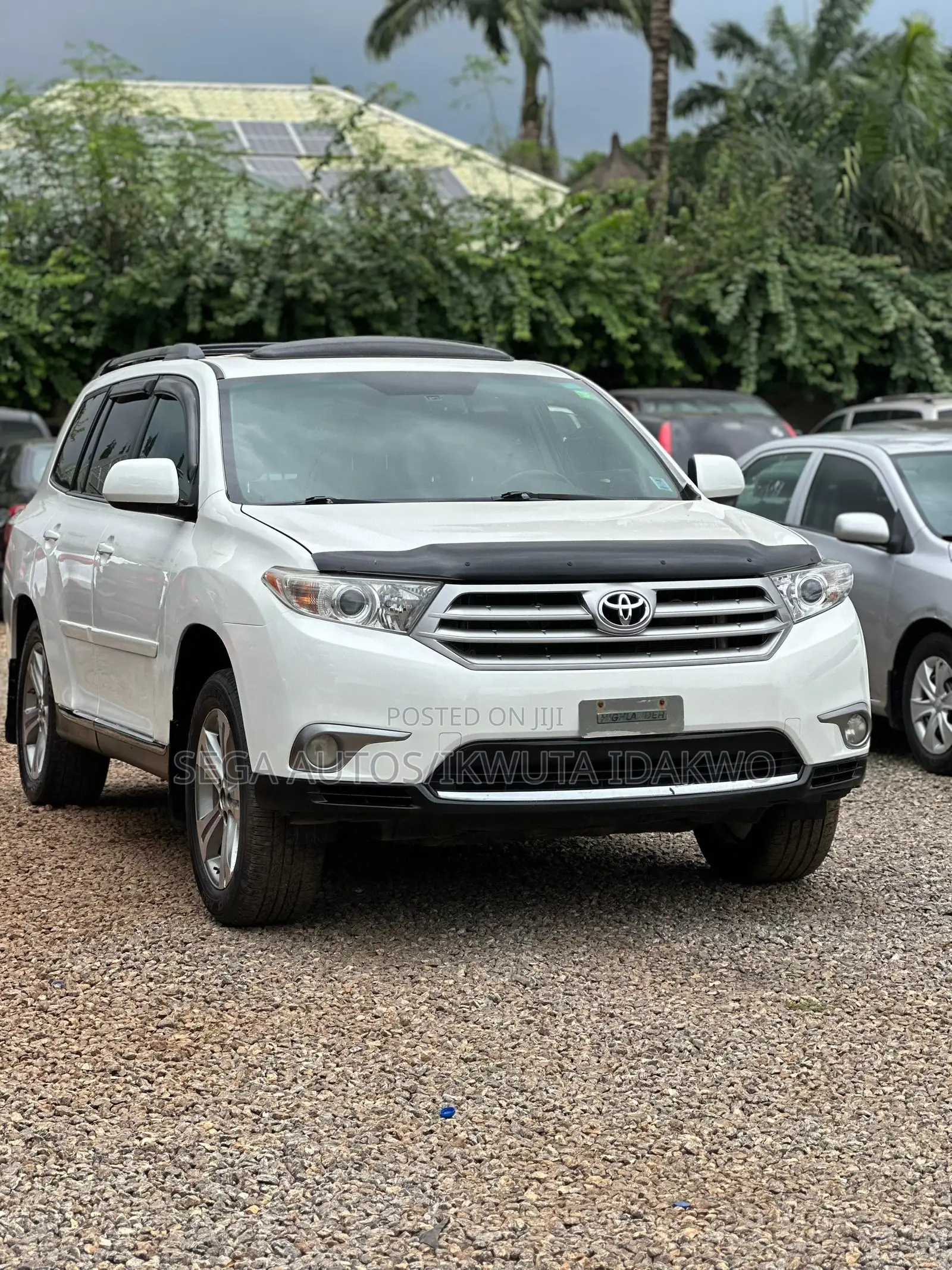 Toyota Highlander Plus 3.5L 4WD 2013 White