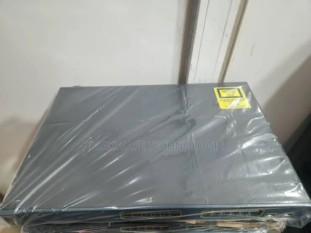 Cisco Catalyst Ws-C3560-24ps-S Smi 24-Port 10/100base-Tx Poe Switch