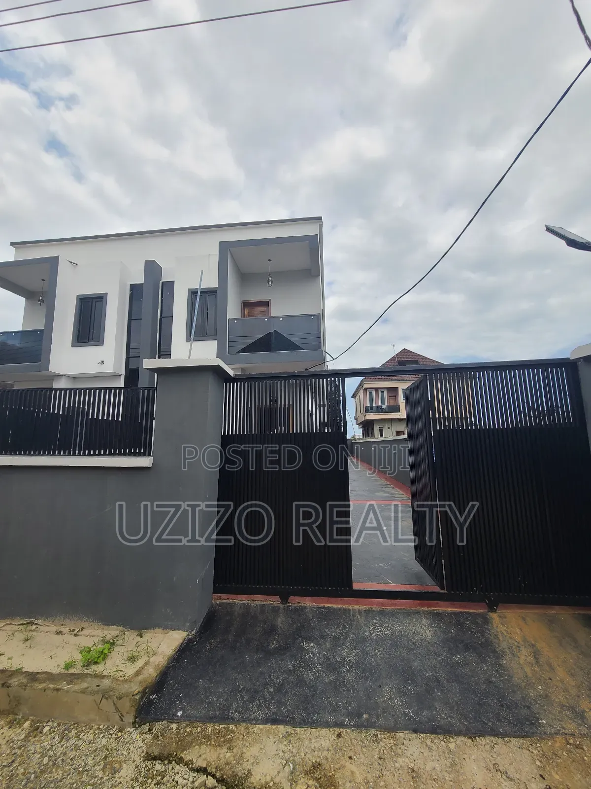 4bdrm Duplex in Beachwood Estate, Bogije for sale