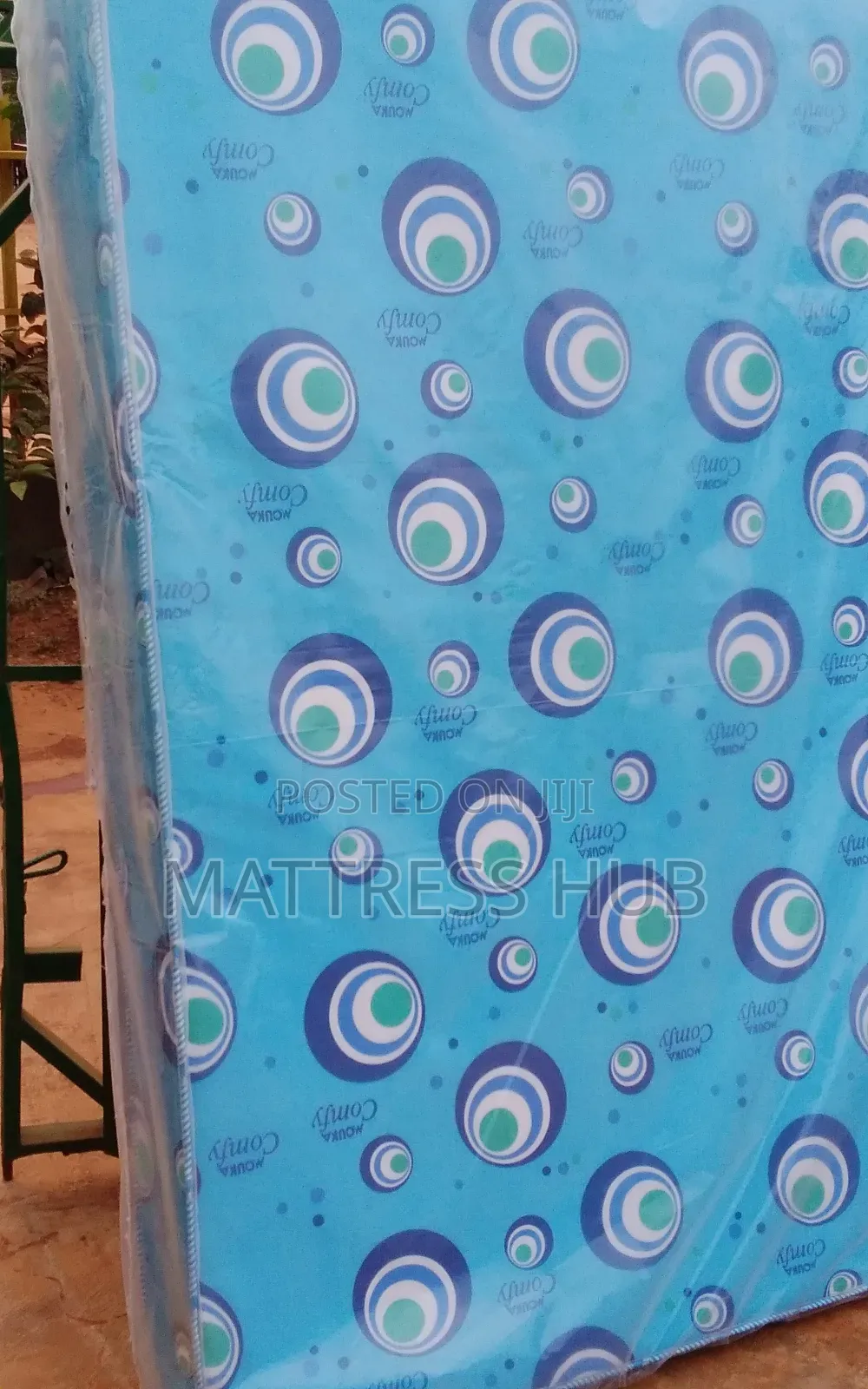 Mouka Comfy 75 X 48 X 8