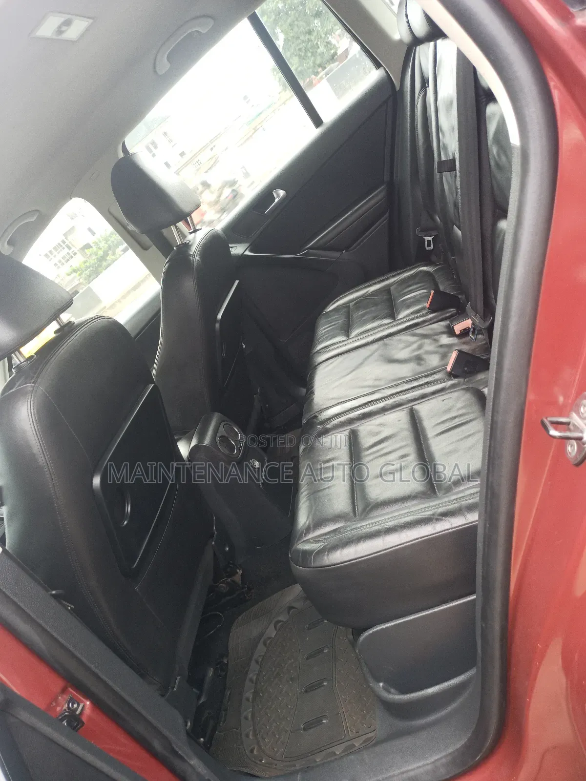 Volkswagen Tiguan S 2011 Red
