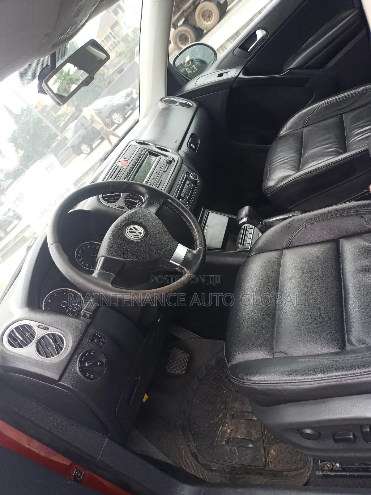 Volkswagen Tiguan S 2011 Red