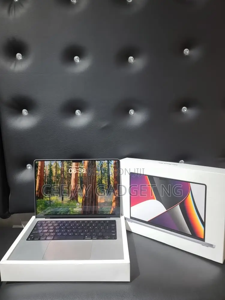 Laptop Apple MacBook Pro 2021 M1 16GB Apple M1 Pro SSD 512GB