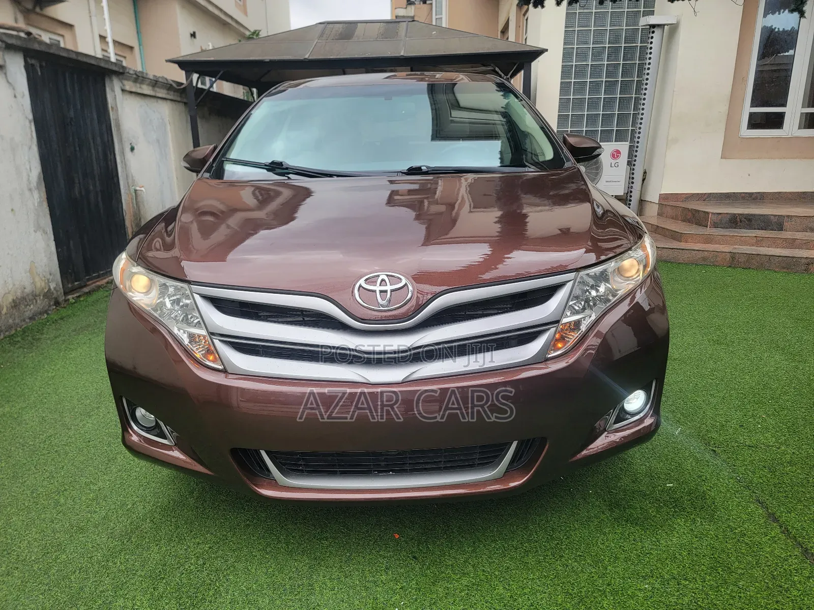 Toyota Venza LE 4dr Wagon AWD (2.7L 4cyl 6A) 2014 Brown
