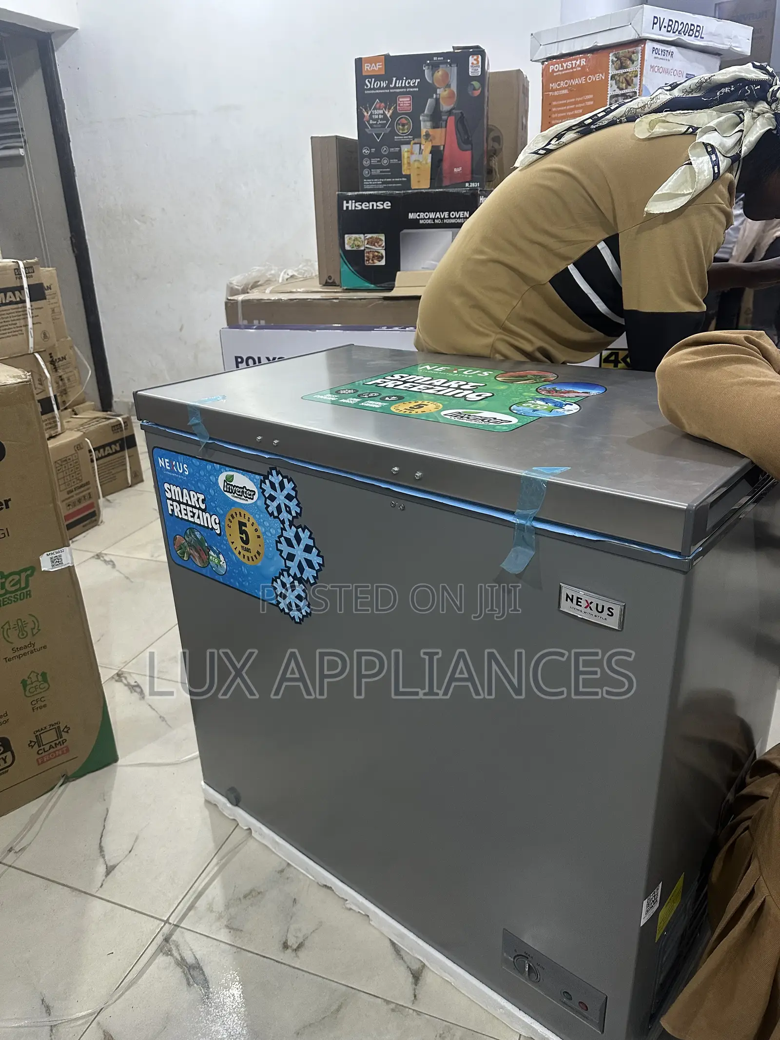 Nexus 200l Deep Cool Chest Freezer Features an Easy to Clean Interior